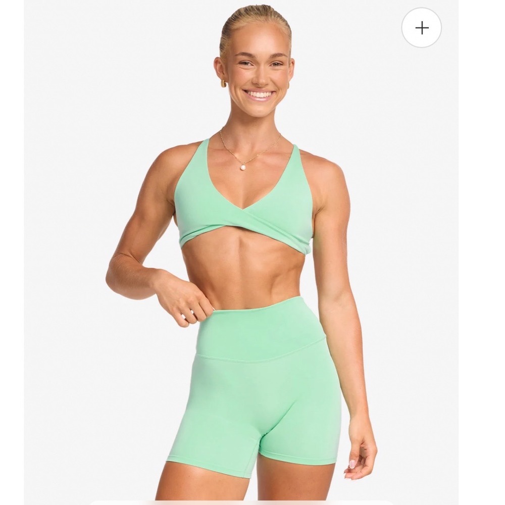 CSB Crop Serenity Olivia May Mint Green Scrunch Bum‎ Activewear Shorts XS